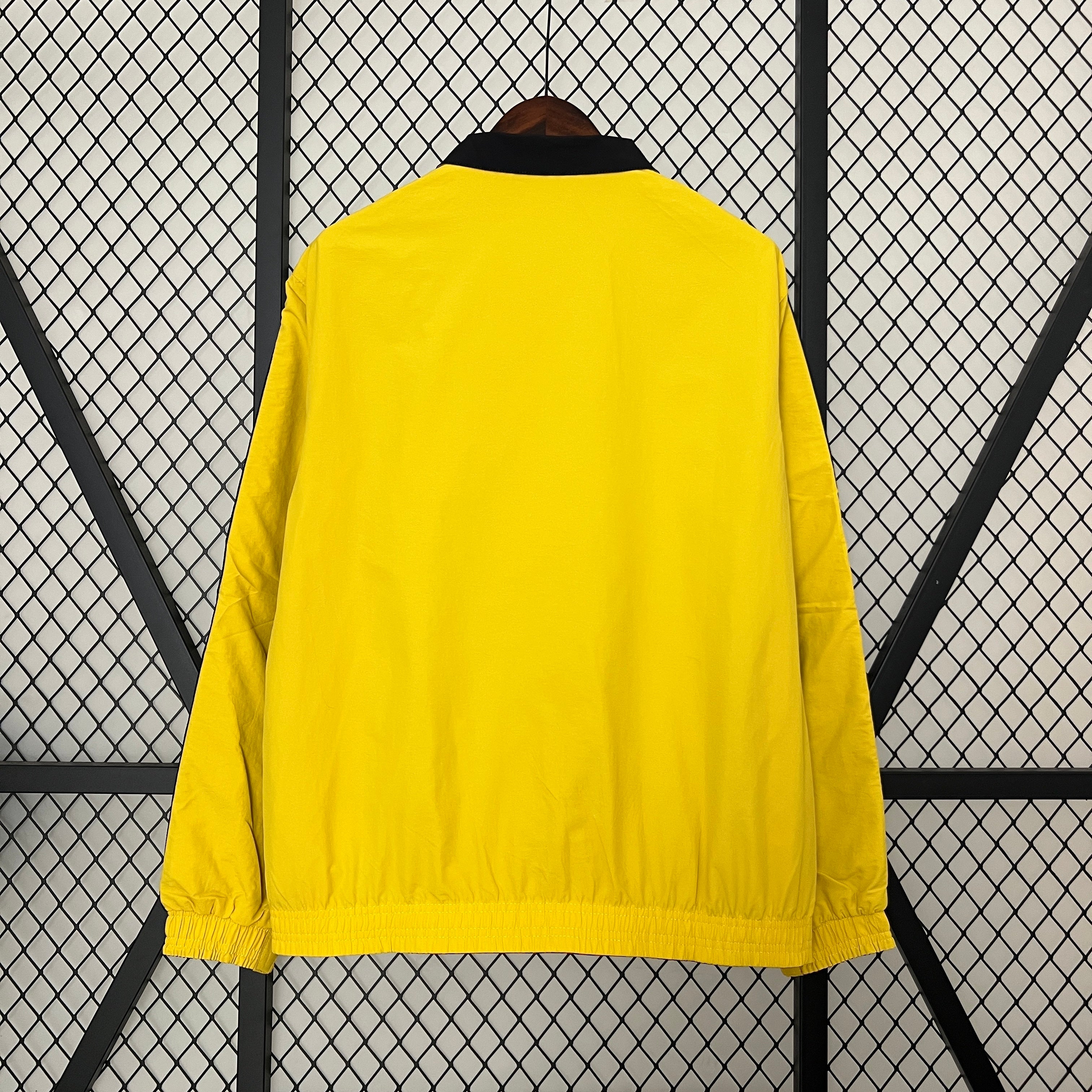 ריאל מדריד מעיל 24/25