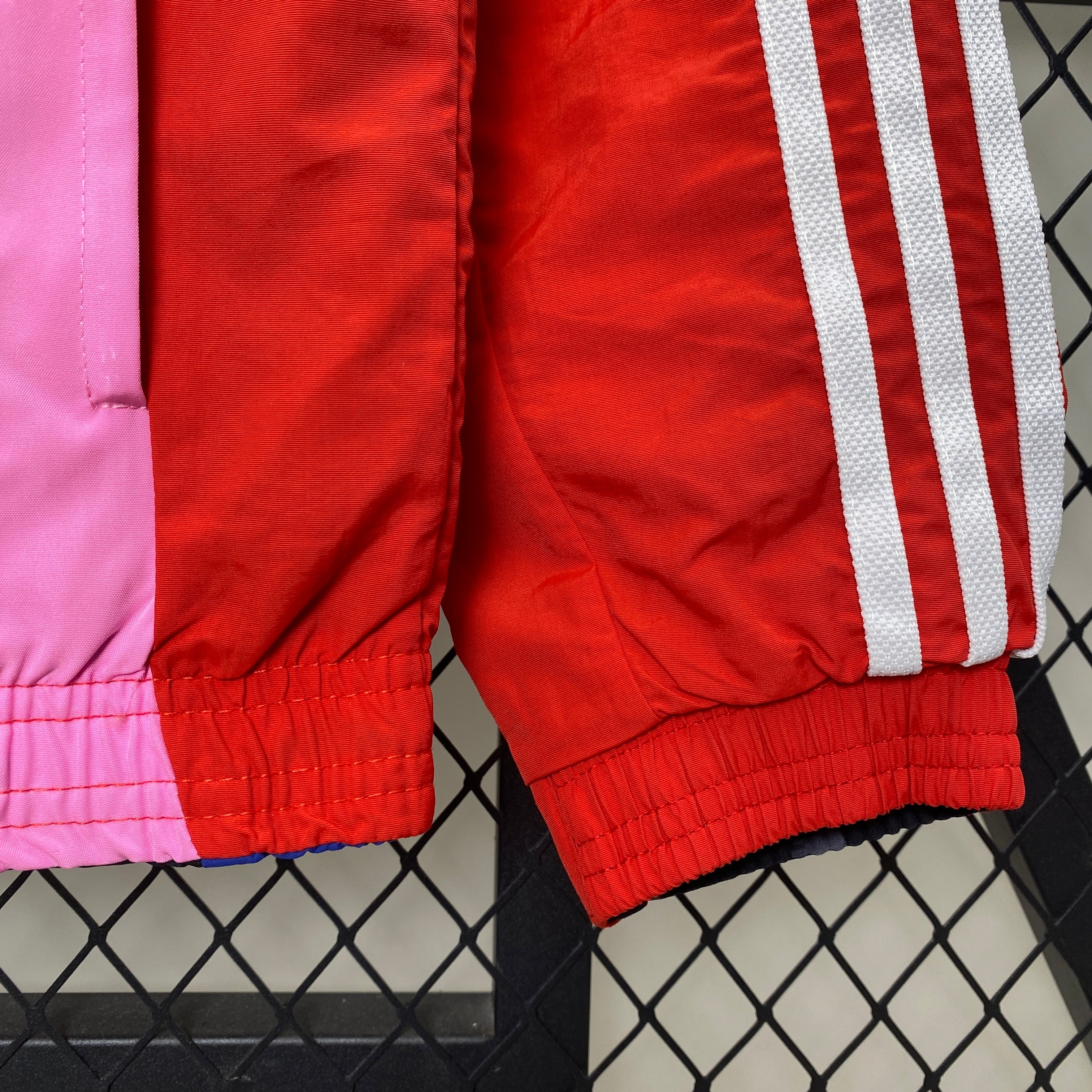 מנצ'סטר יונייטד מעיל 24/25