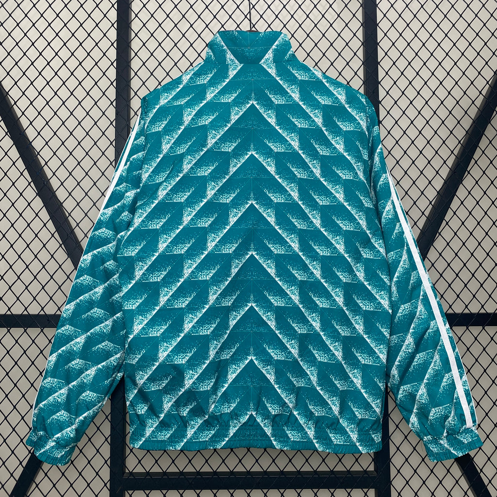 גרמניה מעיל 24/25